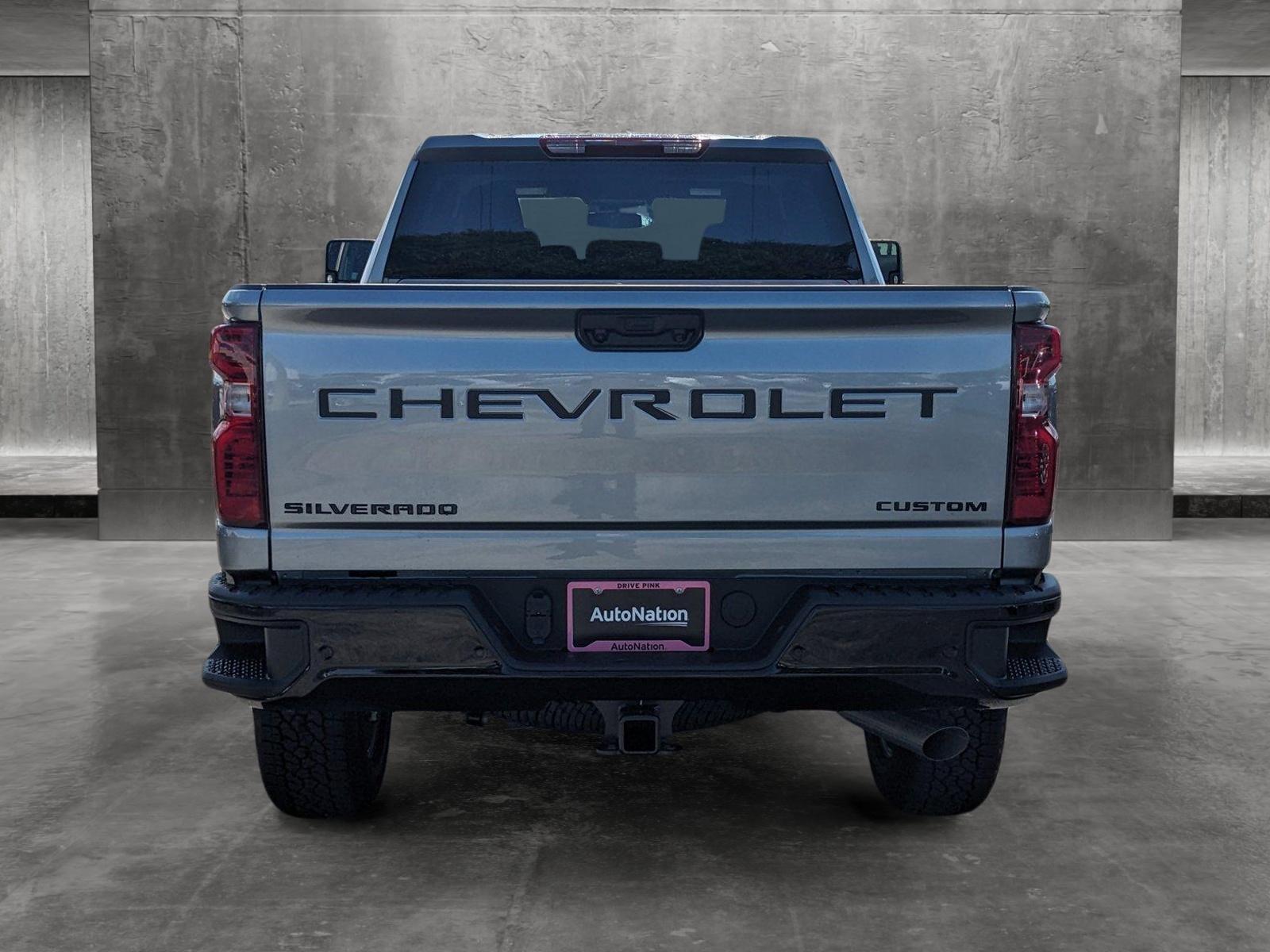 2024 Chevrolet Silverado 2500 HD Vehicle Photo in GREENACRES, FL 33463-3207