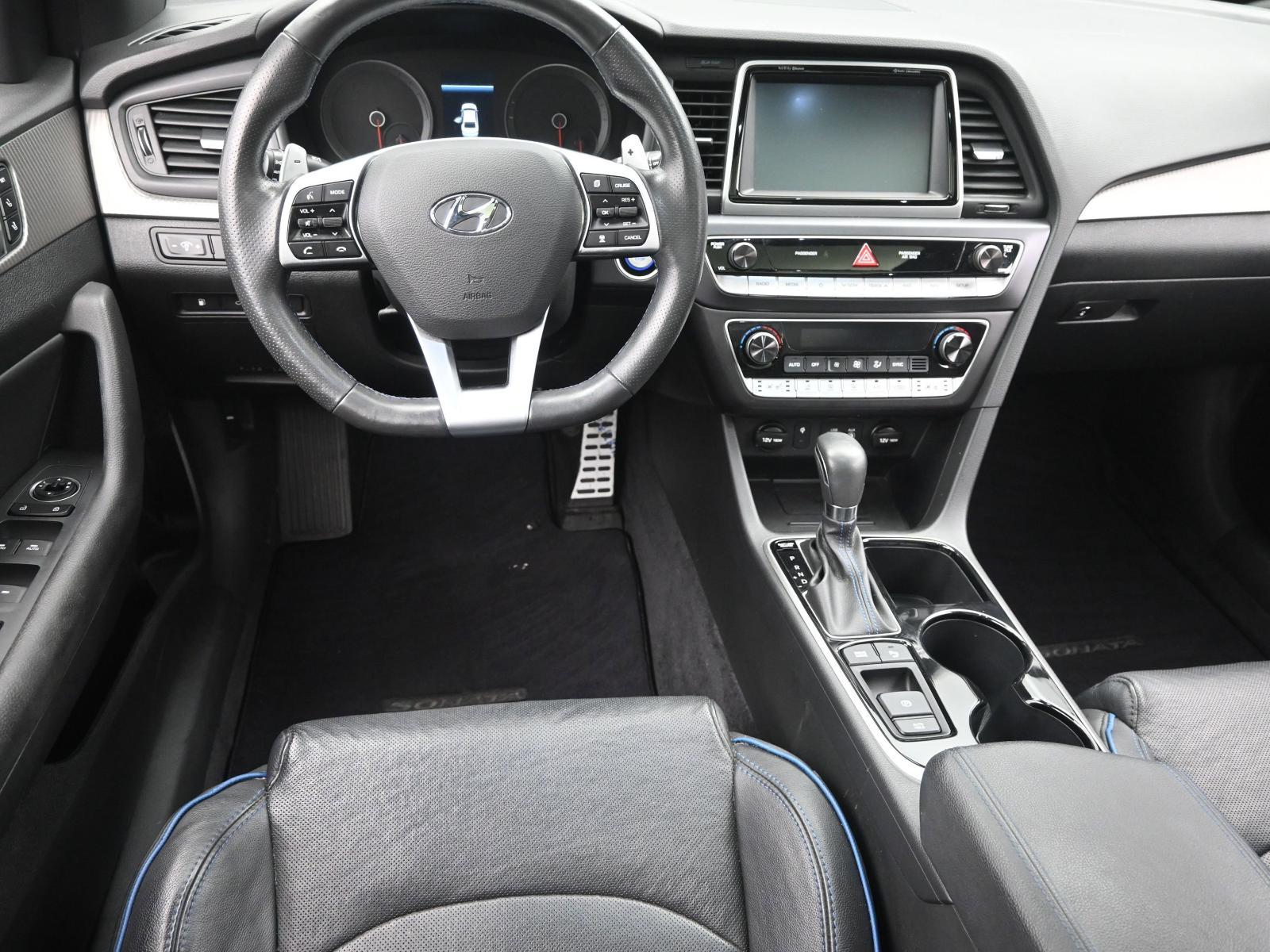 2019 Hyundai SONATA Vehicle Photo in Cedar Rapids, IA 52402