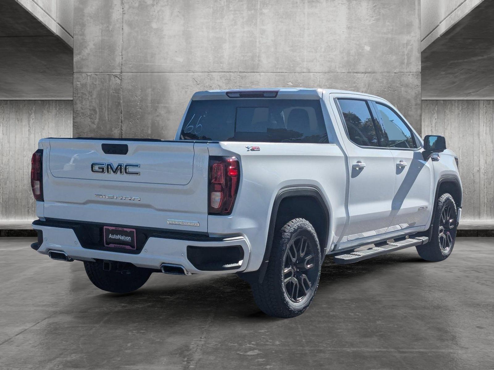 2024 GMC Sierra 1500 Vehicle Photo in LONE TREE, CO 80124-2750