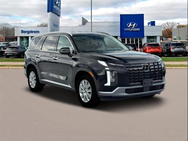 2025 Hyundai PALISADE Vehicle Photo in Green Bay, WI 54304