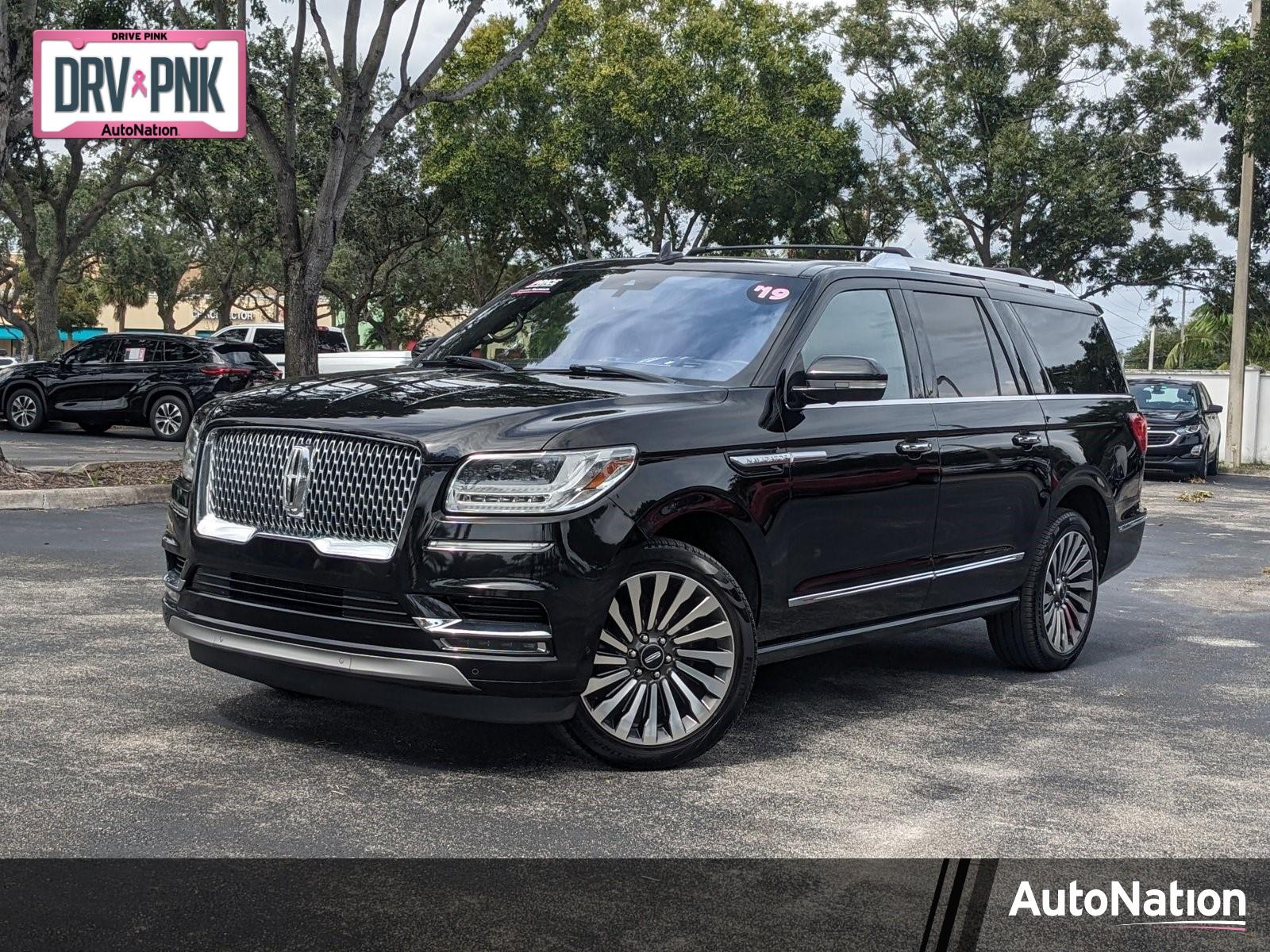 2019 Lincoln Navigator L Vehicle Photo in GREENACRES, FL 33463-3207