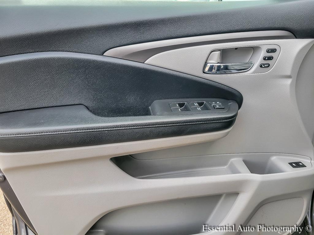 2020 Honda Pilot Vehicle Photo in Saint Charles, IL 60174