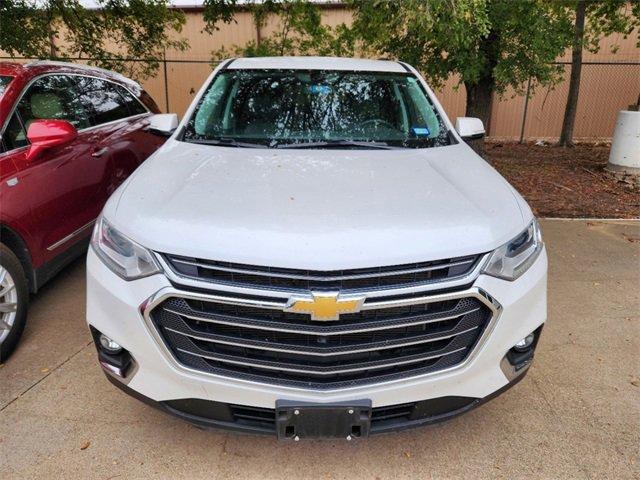 Used 2020 Chevrolet Traverse 3LT with VIN 1GNERHKW8LJ323200 for sale in Arlington, TX