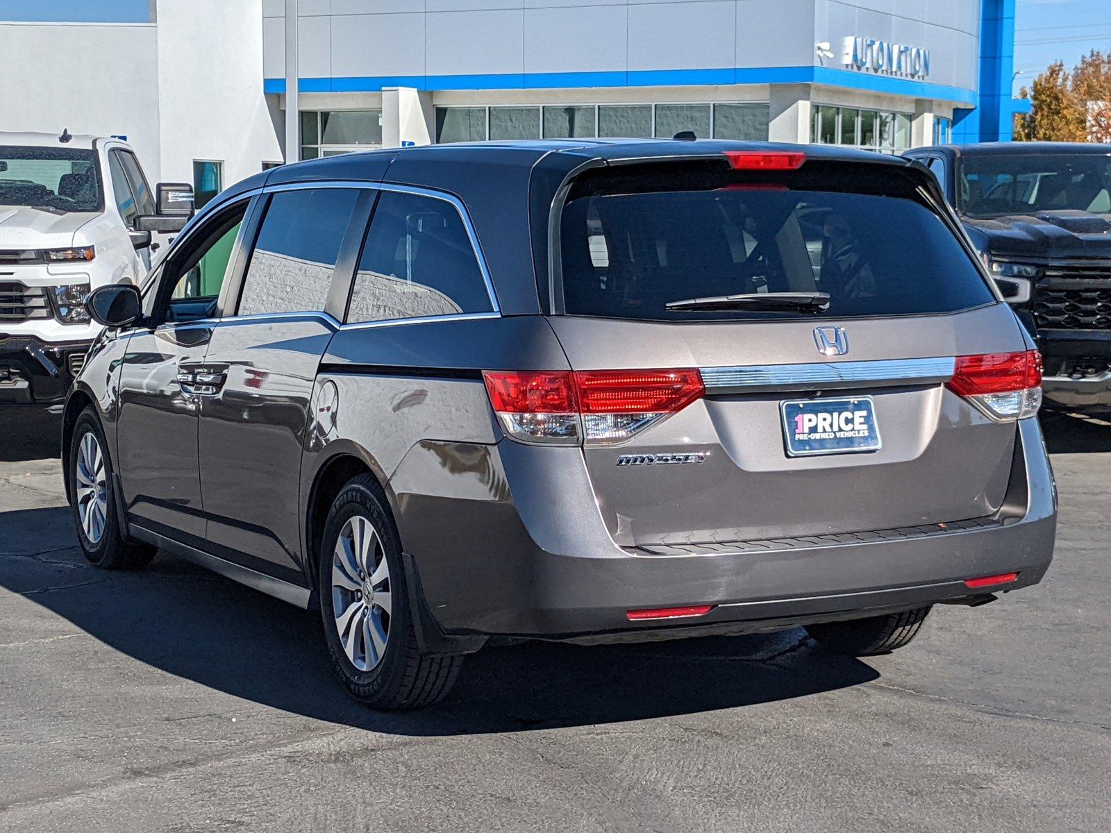 2015 Honda Odyssey Vehicle Photo in VALENCIA, CA 91355-1705