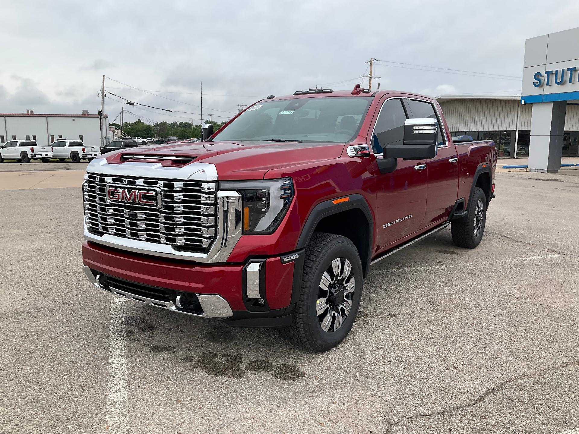 2024 GMC Sierra 2500 HD Vehicle Photo in PONCA CITY, OK 74601-1036