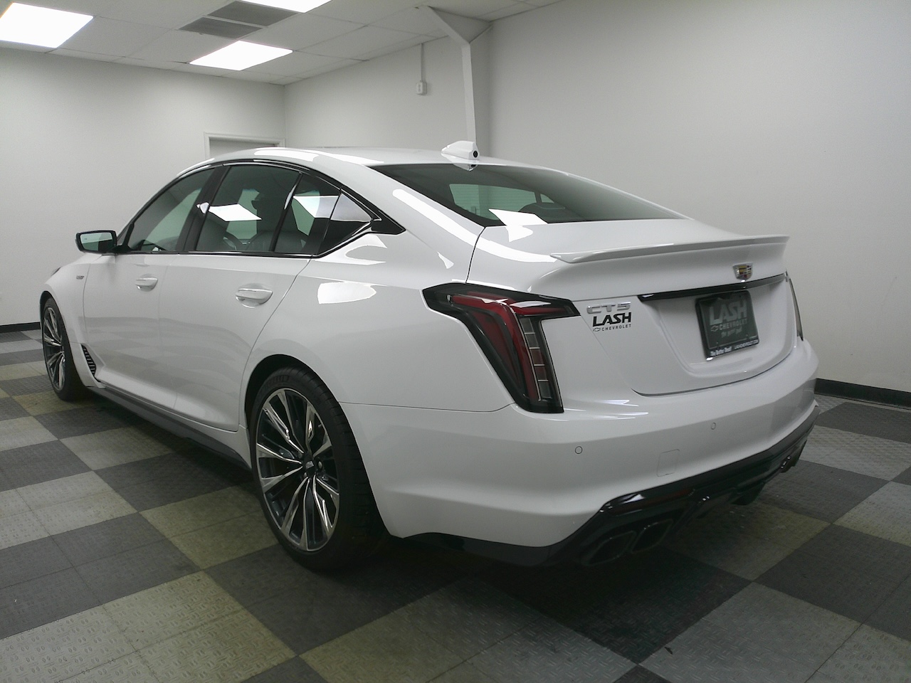 Used 2022 Cadillac CT5 V-Series Blackwing with VIN 1G6D25R64N0860364 for sale in Johnstown, OH