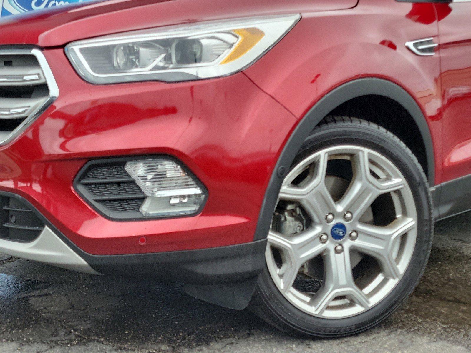 2019 Ford Escape Vehicle Photo in Saint Charles, IL 60174