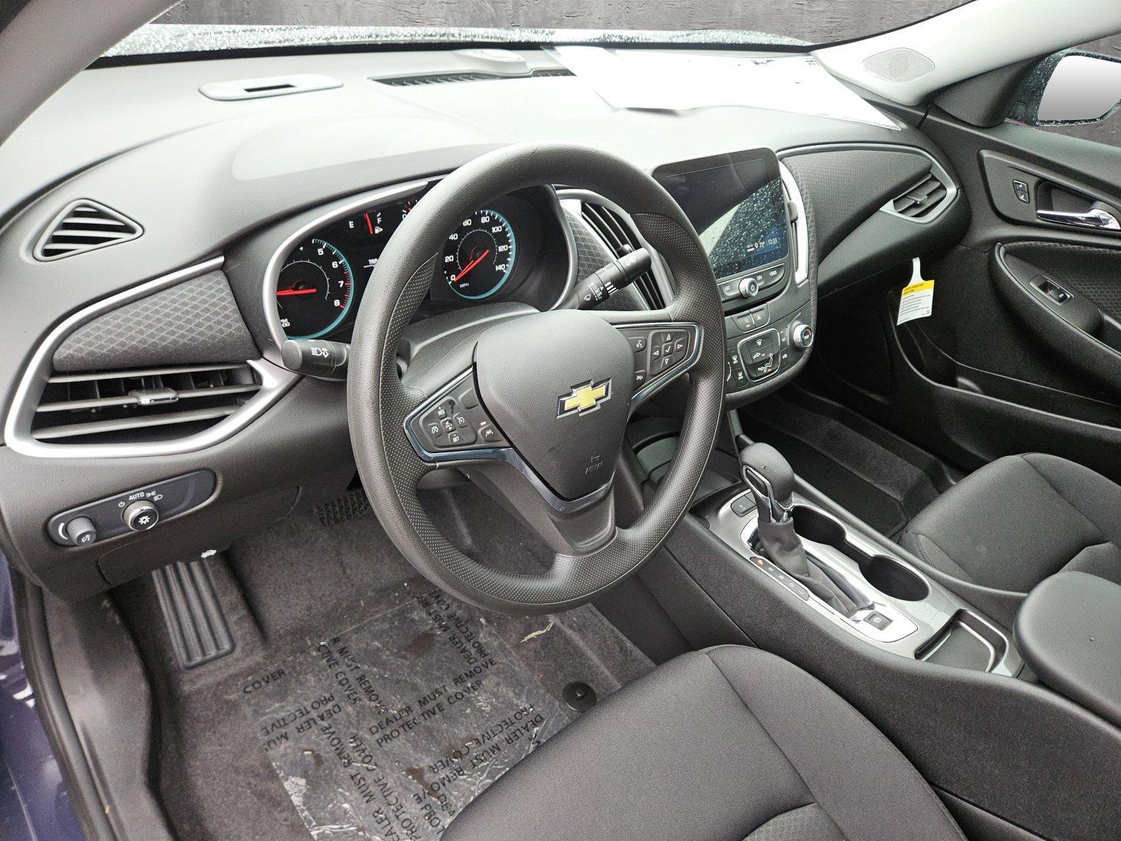 2025 Chevrolet Malibu Vehicle Photo in NORTH RICHLAND HILLS, TX 76180-7199