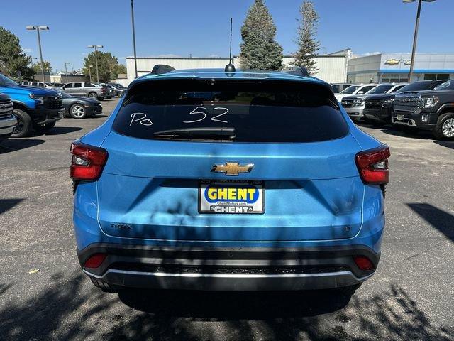 2025 Chevrolet Trax Vehicle Photo in GREELEY, CO 80634-4125