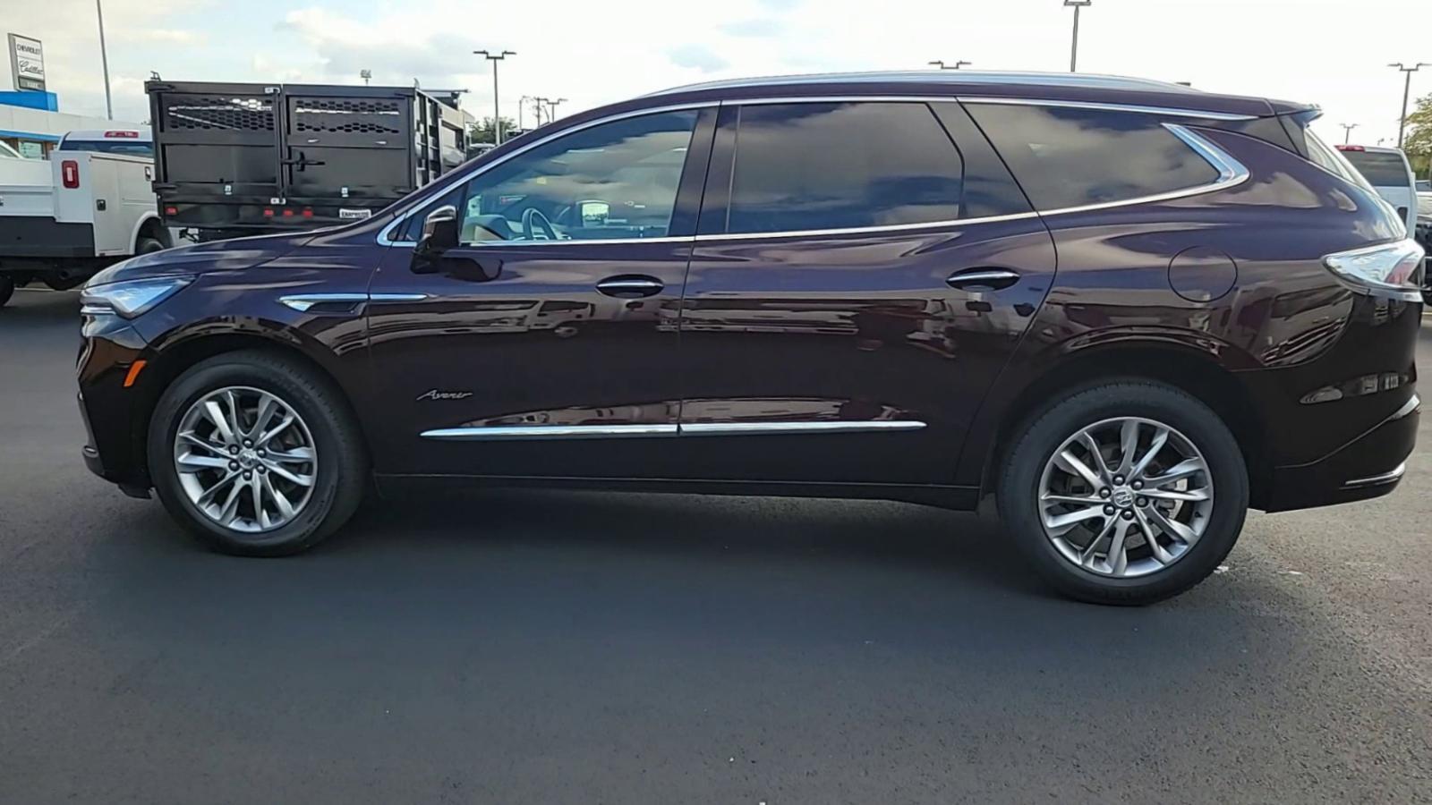 2023 Buick Enclave Vehicle Photo in Plainfield, IL 60586