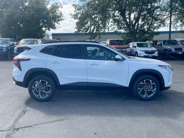 2025 Chevrolet Trax Vehicle Photo in GREELEY, CO 80634-4125