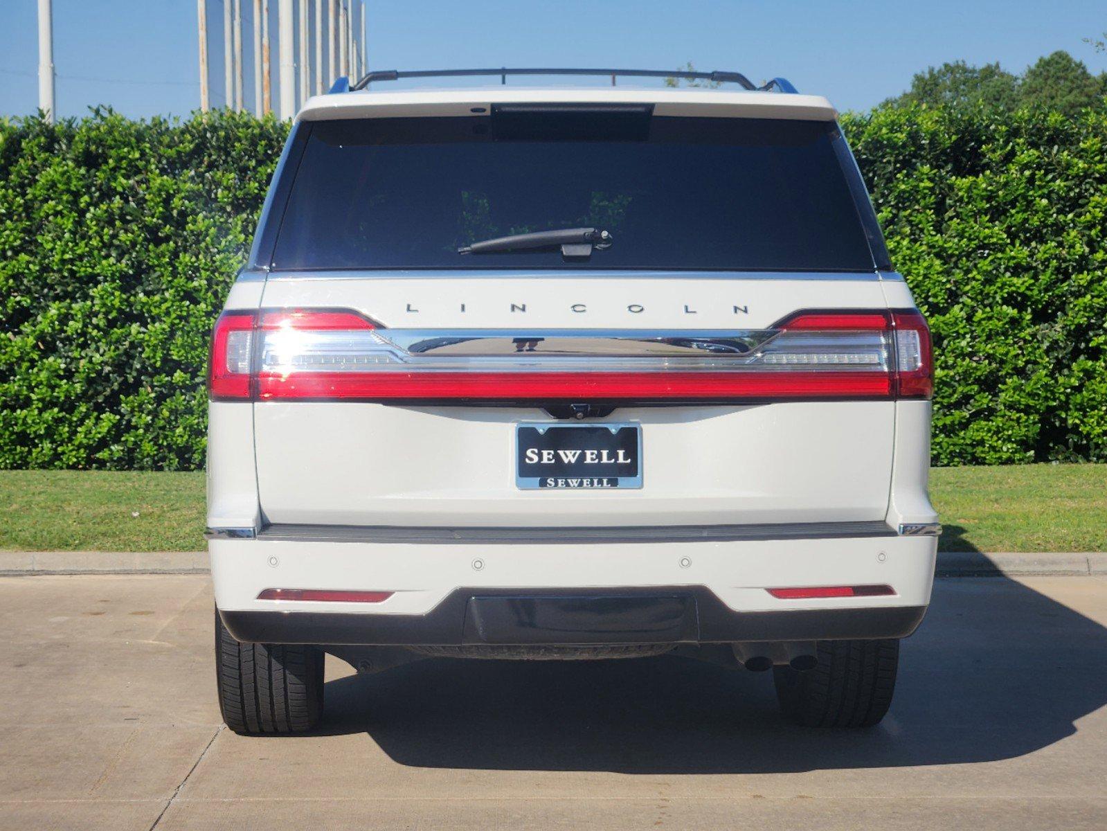 2021 Lincoln Navigator L Vehicle Photo in HOUSTON, TX 77079