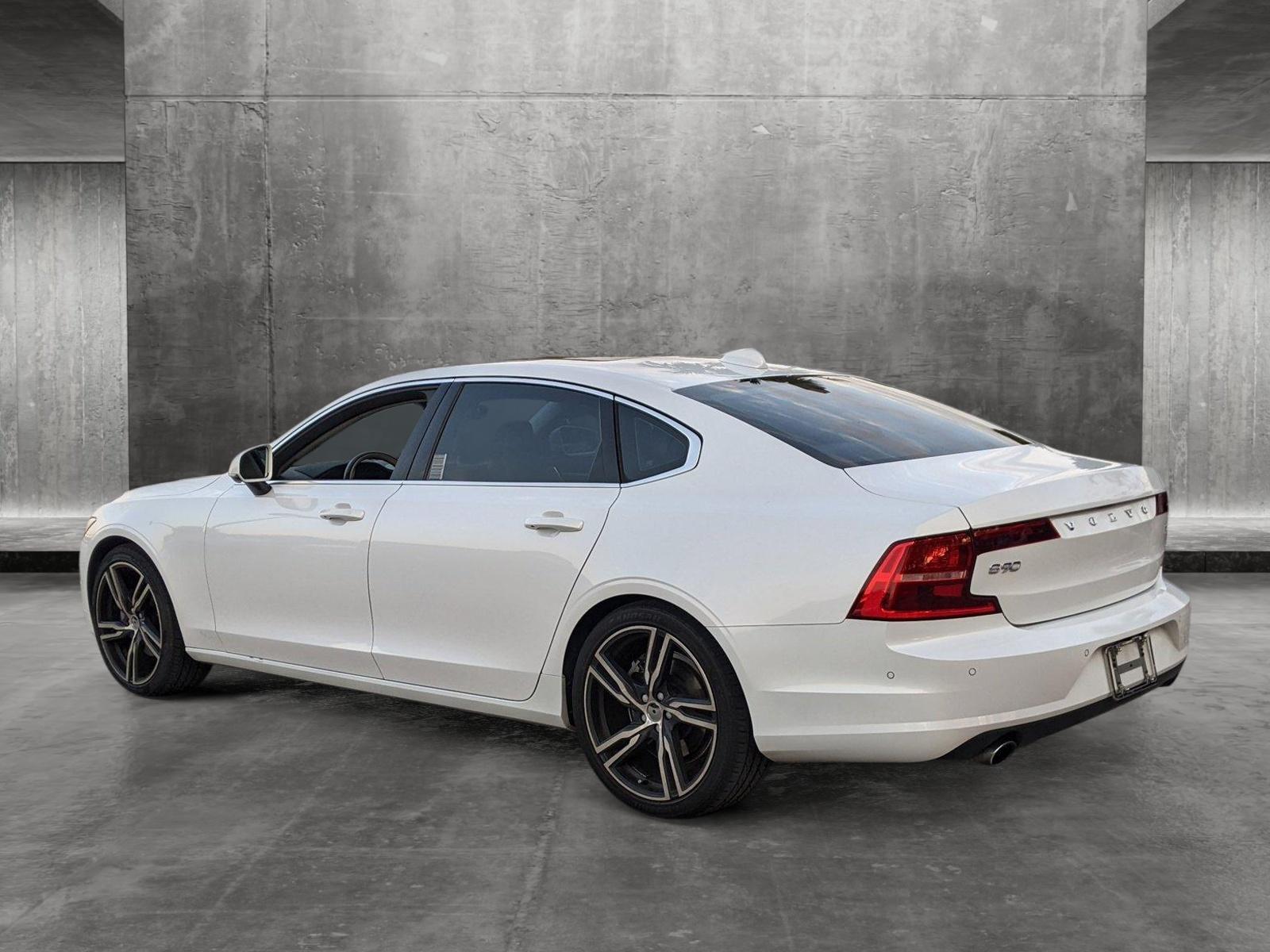 2018 Volvo S90 Vehicle Photo in PEMBROKE PINES, FL 33024-6534