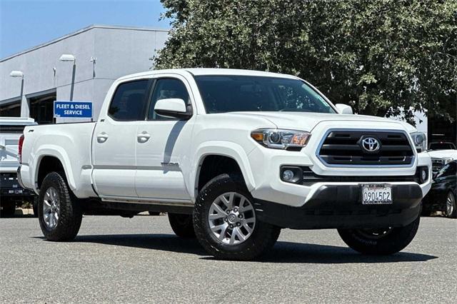 2016 Toyota Tacoma Vehicle Photo in ELK GROVE, CA 95757-8703