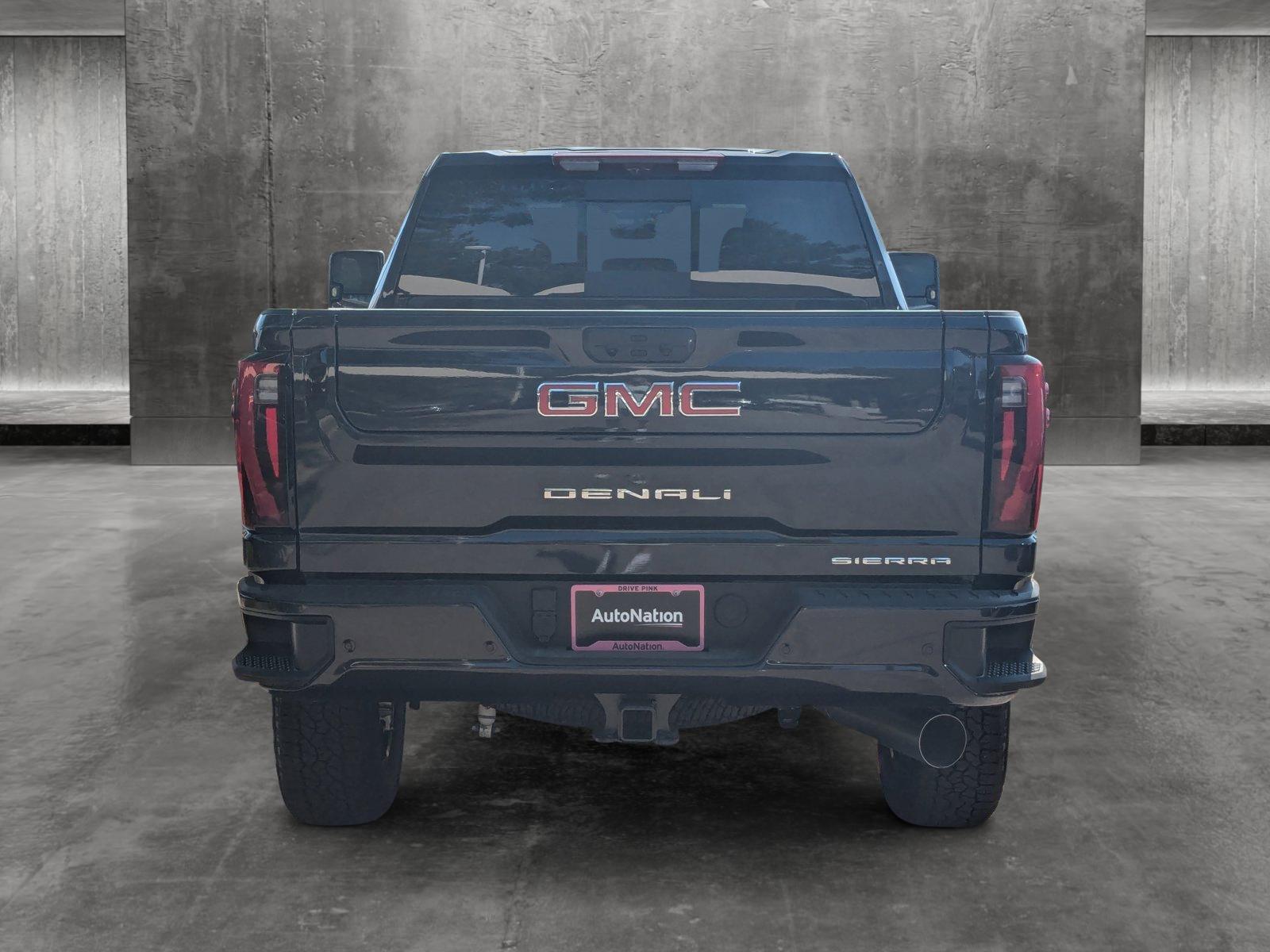 2024 GMC Sierra 2500 HD Vehicle Photo in LONE TREE, CO 80124-2750