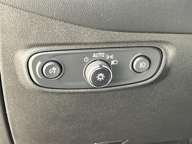 2021 Chevrolet Equinox Vehicle Photo in DOUGLASTON, NY 11362-1062