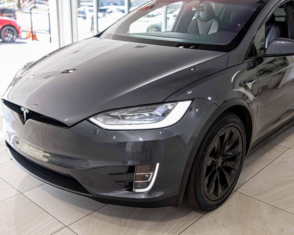 2021 Tesla Model X Vehicle Photo in Saint Charles, IL 60174