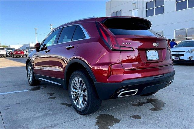 2024 Cadillac XT4 Vehicle Photo in TOPEKA, KS 66609-0000