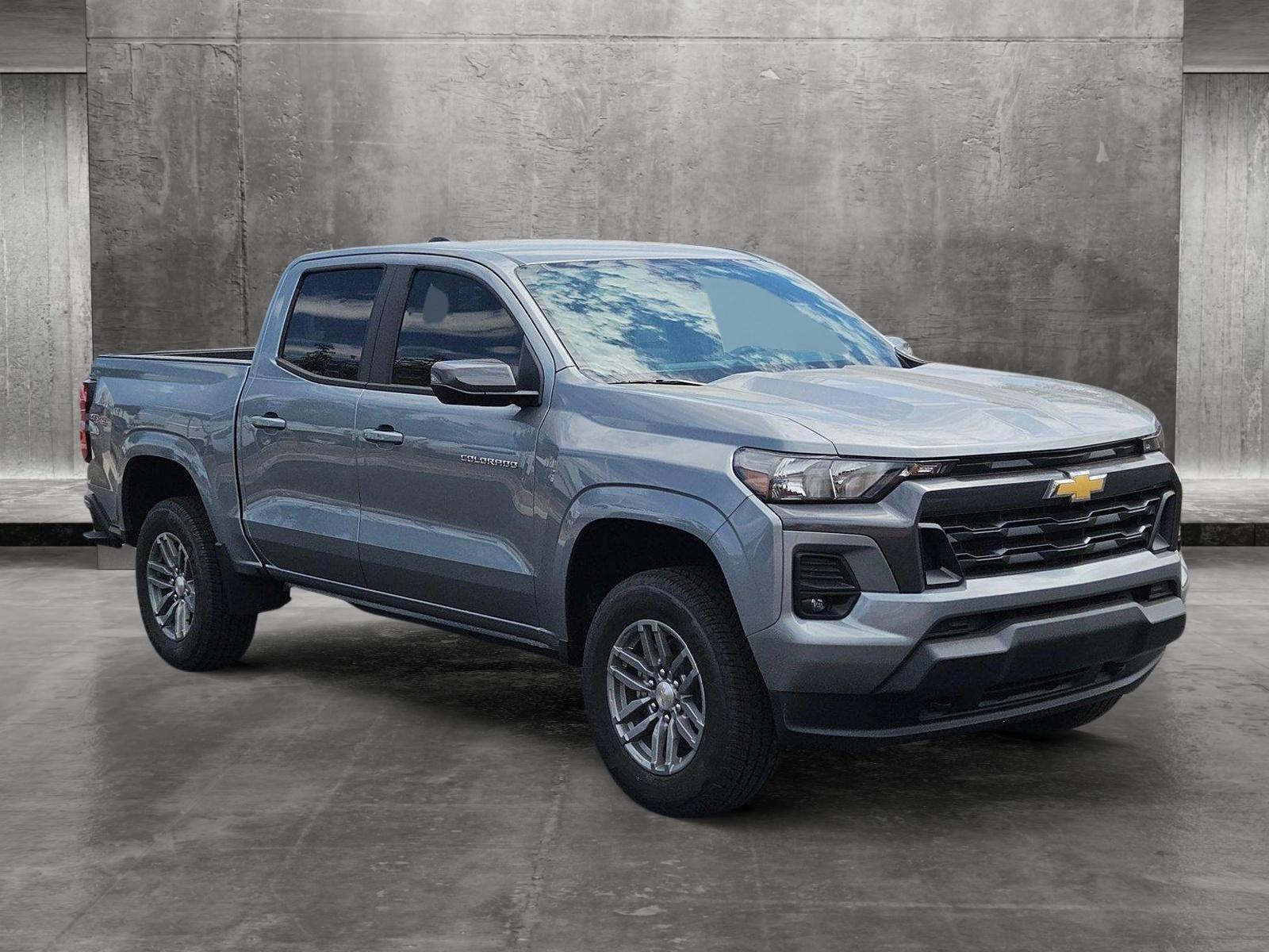 2024 Chevrolet Colorado Vehicle Photo in GILBERT, AZ 85297-0446