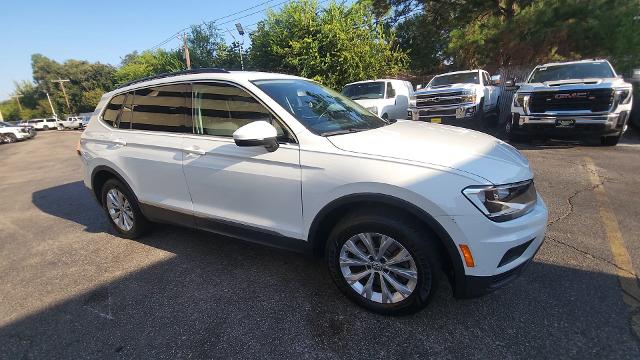 Used 2018 Volkswagen Tiguan SEL with VIN 3VV3B7AXXJM114924 for sale in Houston, TX