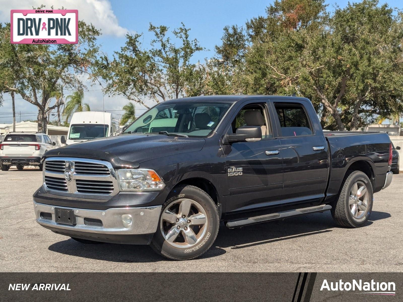 2017 Ram 1500 Vehicle Photo in St. Petersburg, FL 33713