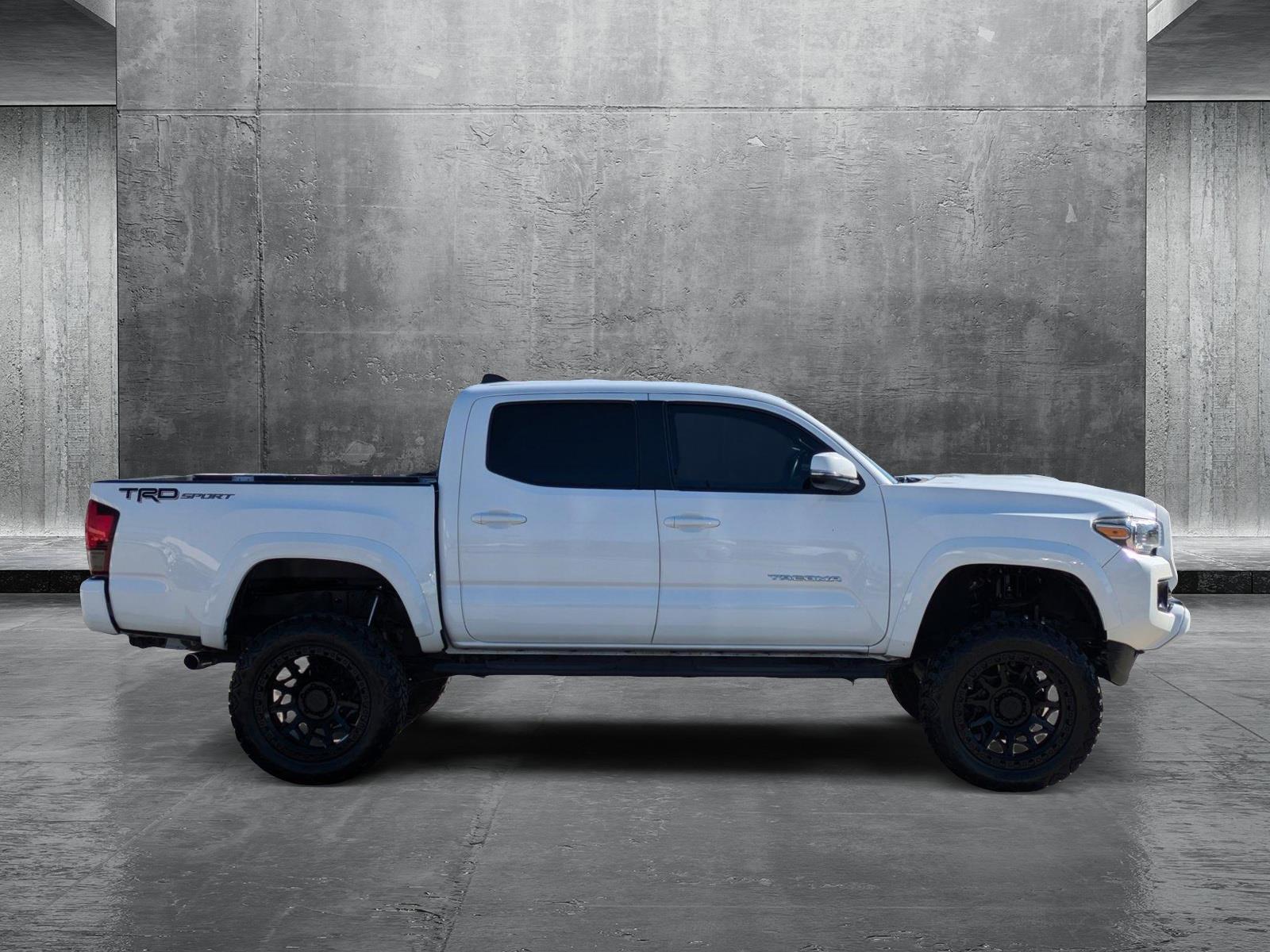 2019 Toyota Tacoma 2WD Vehicle Photo in Tustin, CA 92782