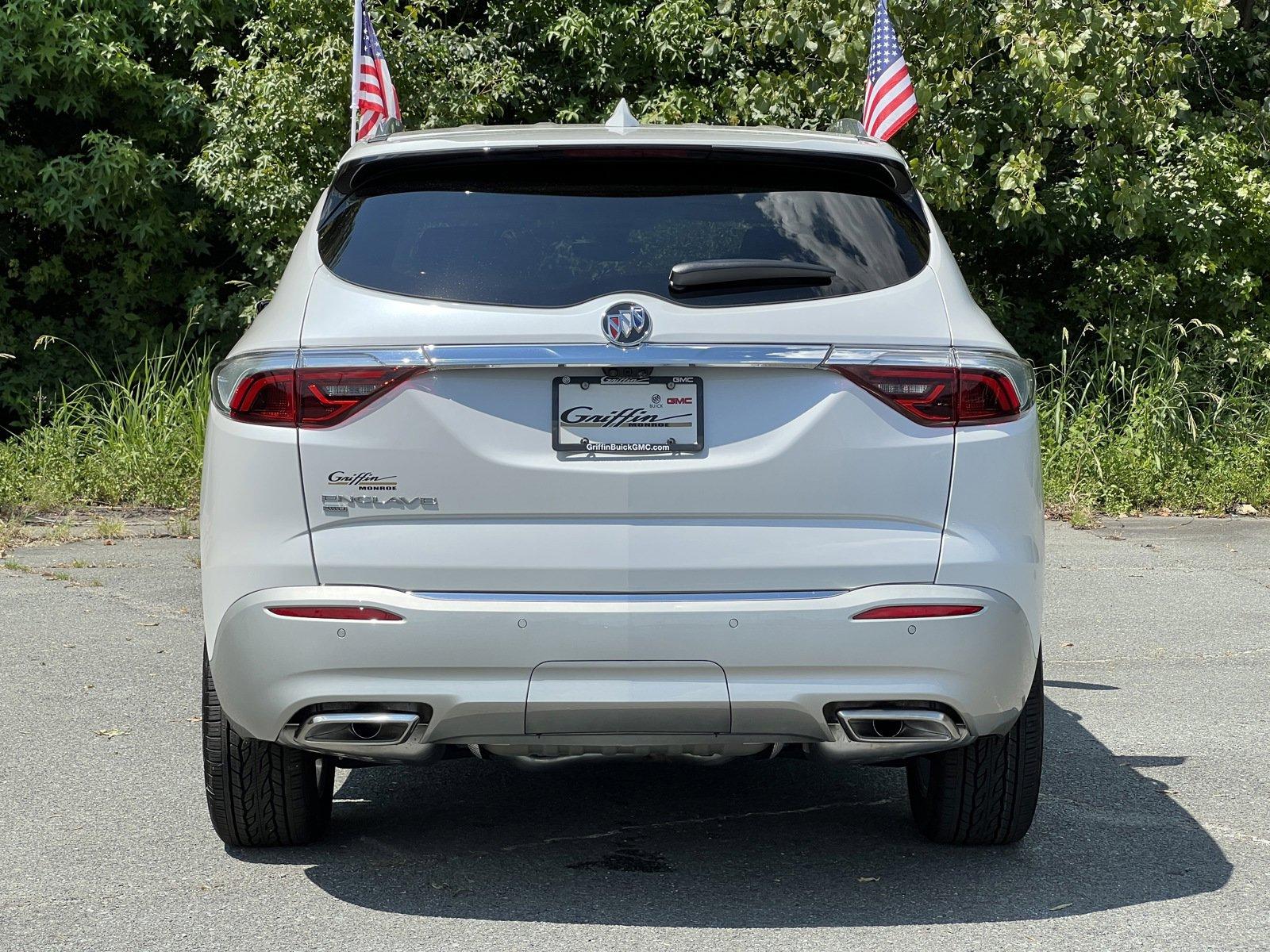 2024 Buick Enclave Vehicle Photo in MONROE, NC 28110-8431