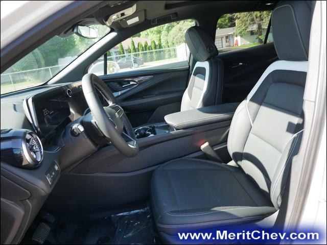 2024 Chevrolet Blazer EV Vehicle Photo in MAPLEWOOD, MN 55119-4794