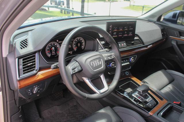 2022 Audi Q5 Vehicle Photo in HOUSTON, TX 77090