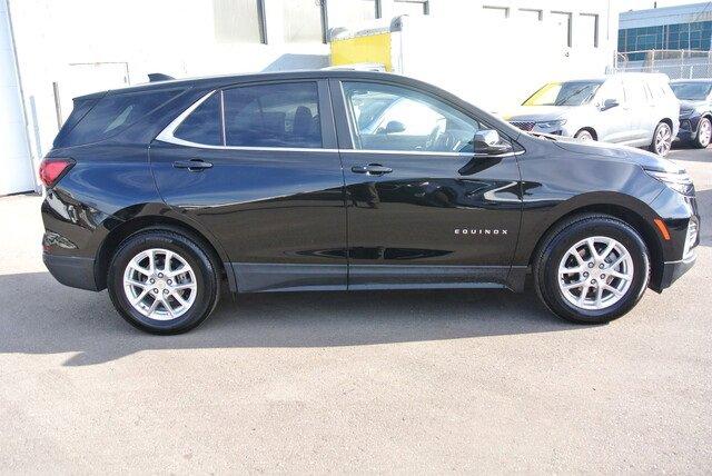 Used 2022 Chevrolet Equinox LT with VIN 3GNAXKEV3NL116570 for sale in Detroit, MI