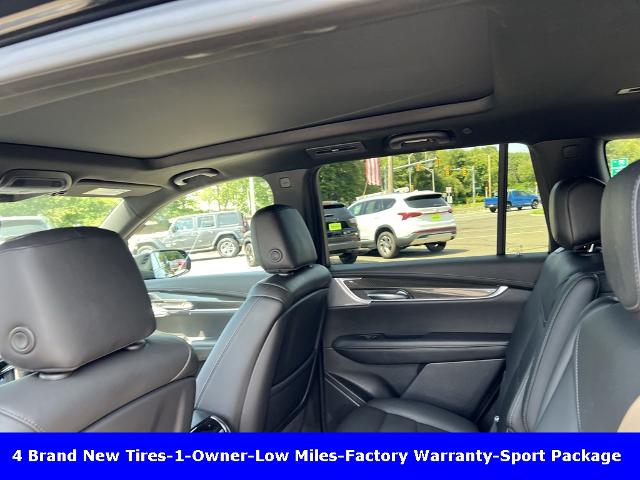 2021 Cadillac XT6 Vehicle Photo in CHICOPEE, MA 01020-5001