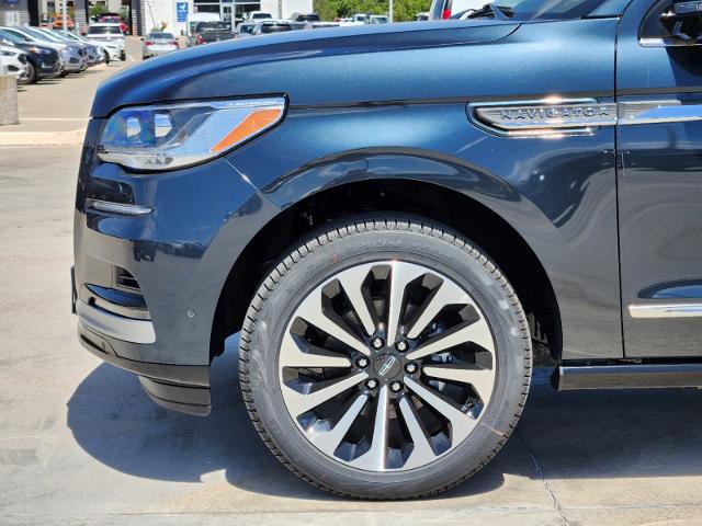 2024 Lincoln Navigator Vehicle Photo in Stephenville, TX 76401-3713