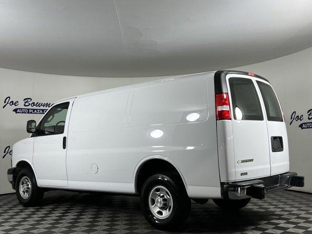 2022 Chevrolet Express Cargo Van Vehicle Photo in HARRISONBURG, VA 22801-8763