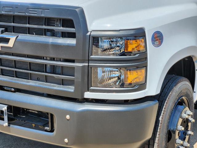 2024 Chevrolet Silverado 4500 HD Vehicle Photo in ENNIS, TX 75119-5114