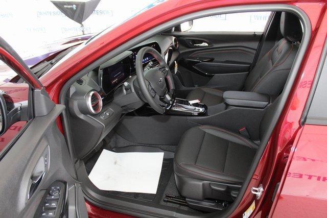 2025 Chevrolet Trax Vehicle Photo in SAINT CLAIRSVILLE, OH 43950-8512