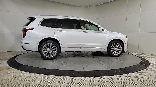 2024 Cadillac XT6 Vehicle Photo in JOLIET, IL 60435-8135