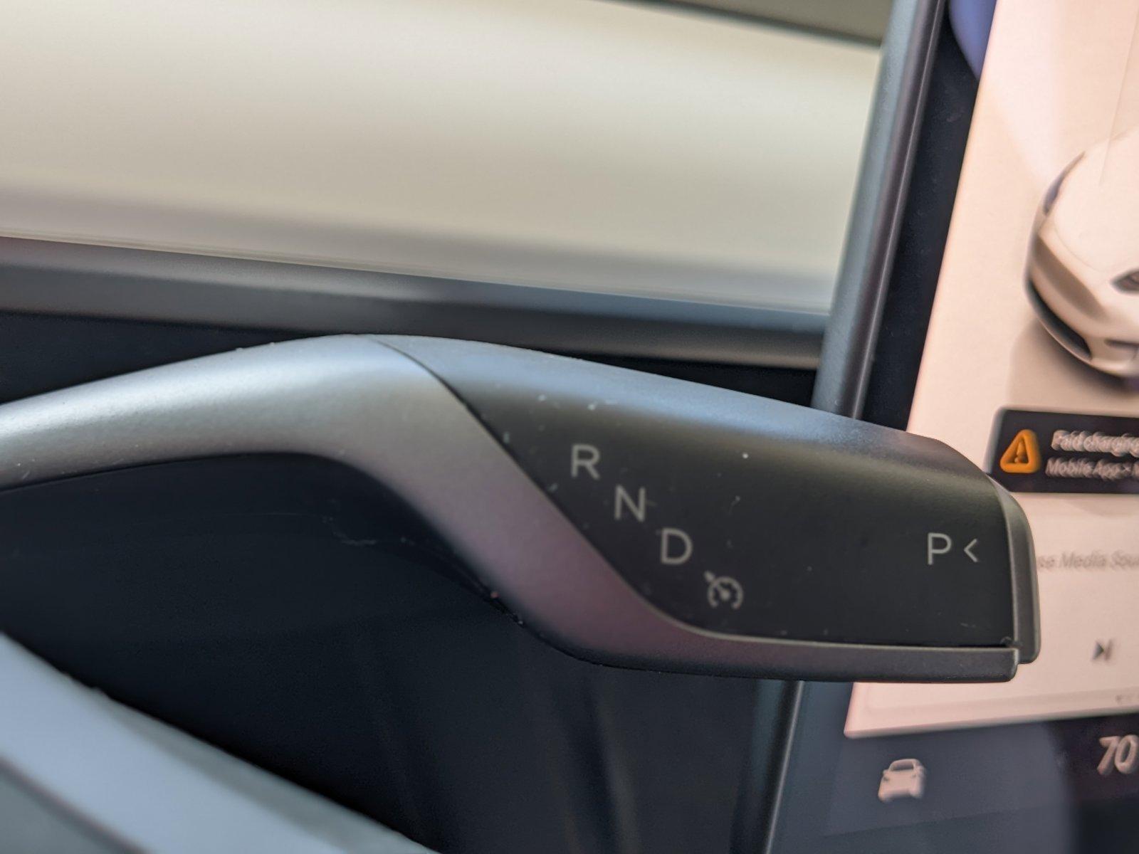 2022 Tesla Model Y Vehicle Photo in VALENCIA, CA 91355-1705