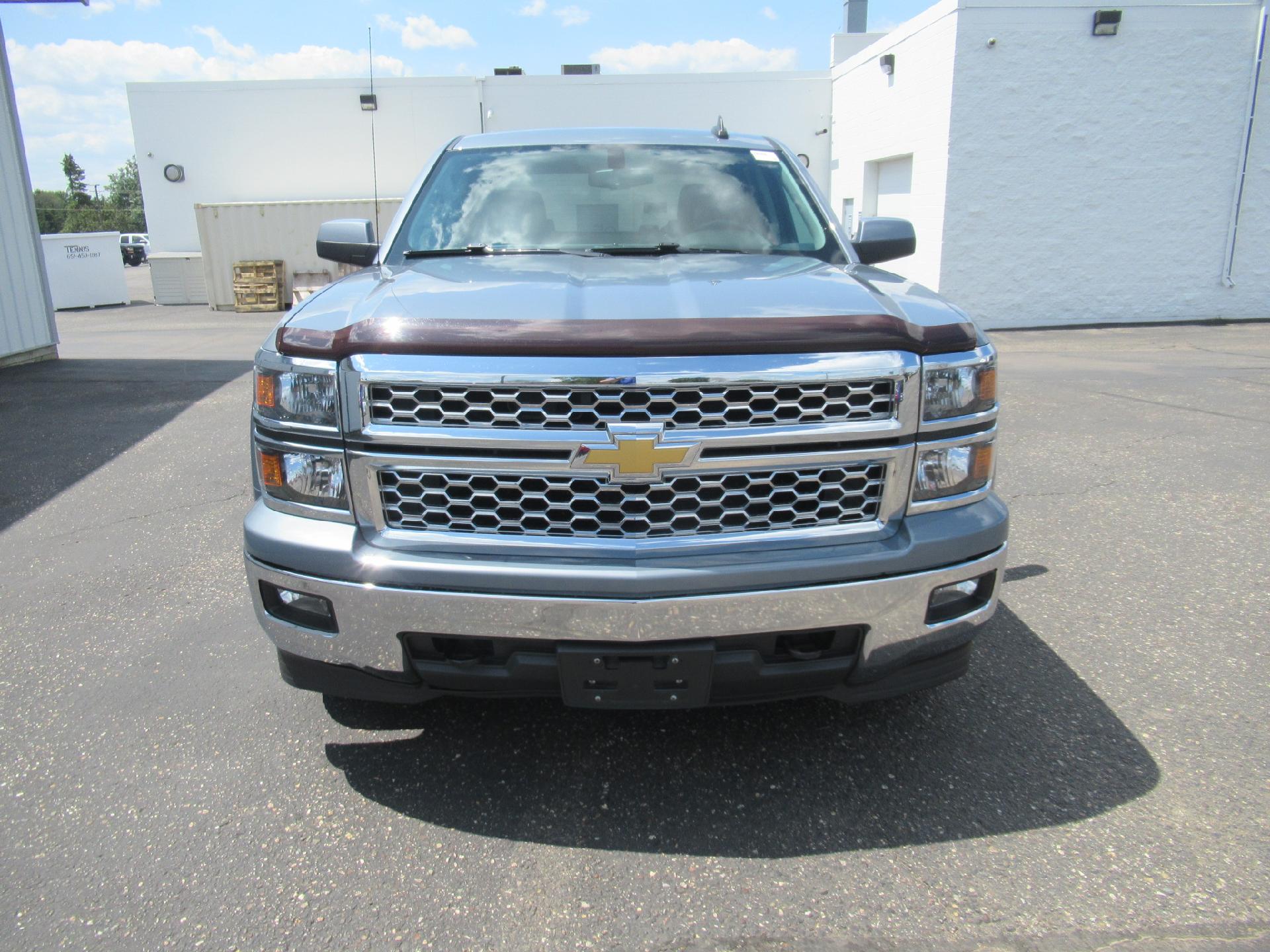 Used 2015 Chevrolet Silverado 1500 LT with VIN 3GCUKREC2FG512057 for sale in Prescott, WI