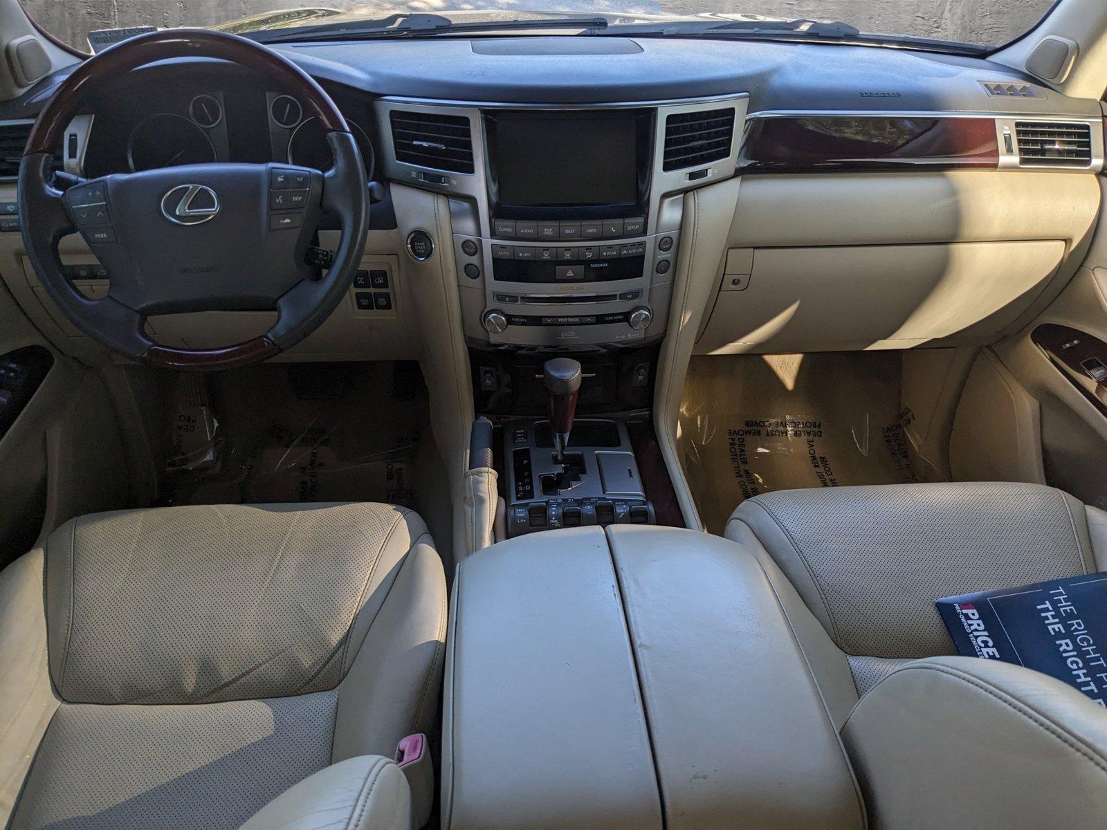 2013 Lexus LX 570 Vehicle Photo in Tampa, FL 33614