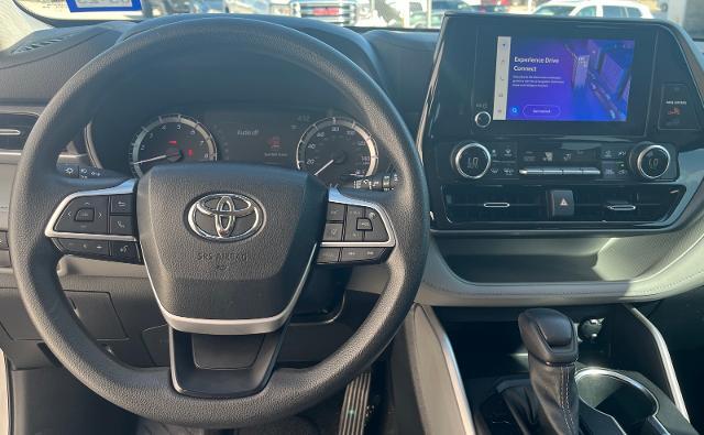 2023 Toyota Highlander Vehicle Photo in WEATHERFORD, TX 76087