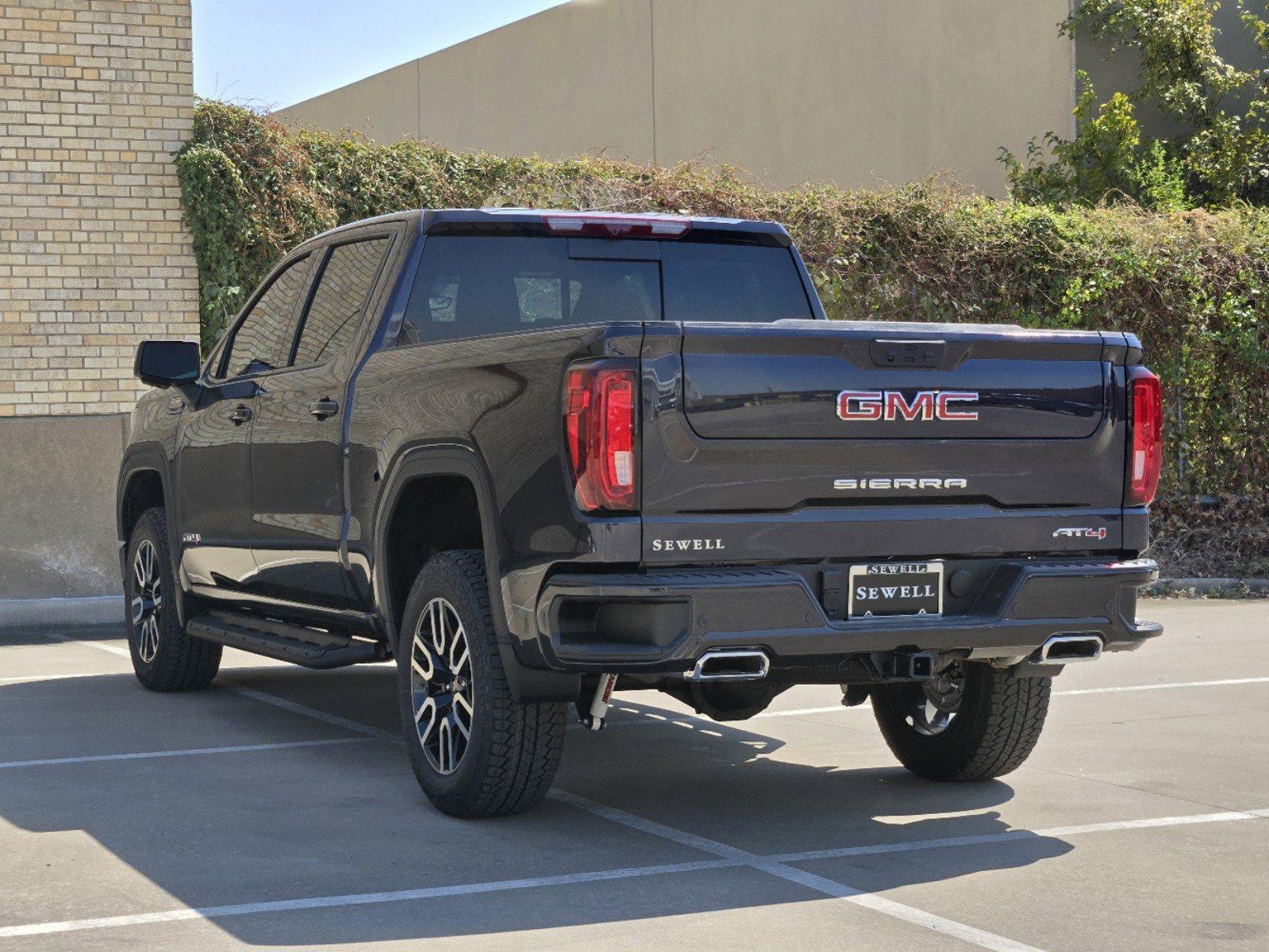 2025 GMC Sierra 1500 Vehicle Photo in DALLAS, TX 75209-3016