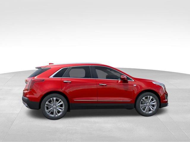 2025 Cadillac XT5 Vehicle Photo in MEDINA, OH 44256-9631