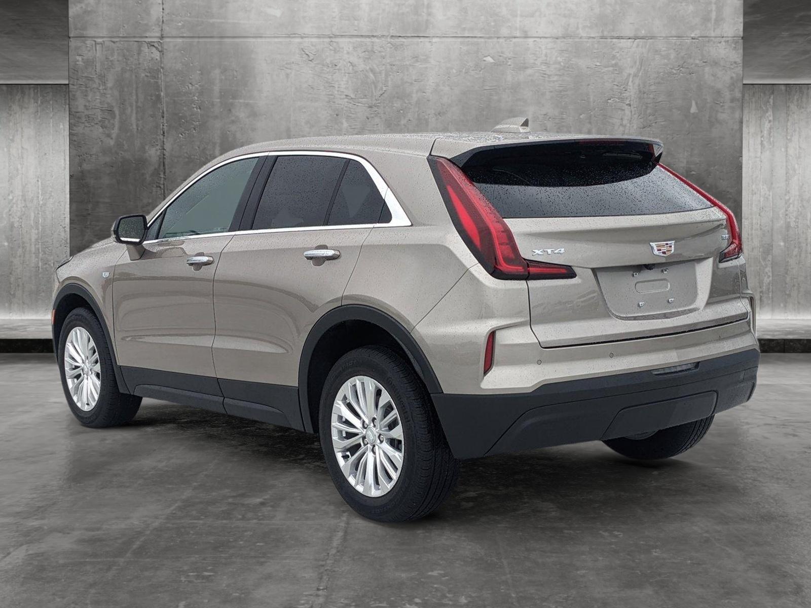 2024 Cadillac XT4 Vehicle Photo in WEST PALM BEACH, FL 33407-3296