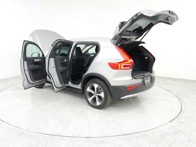 2023 Volvo XC40 Vehicle Photo in Grapevine, TX 76051