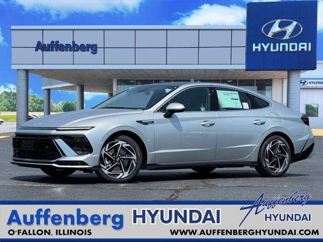 2024 Hyundai SONATA Vehicle Photo in O'Fallon, IL 62269