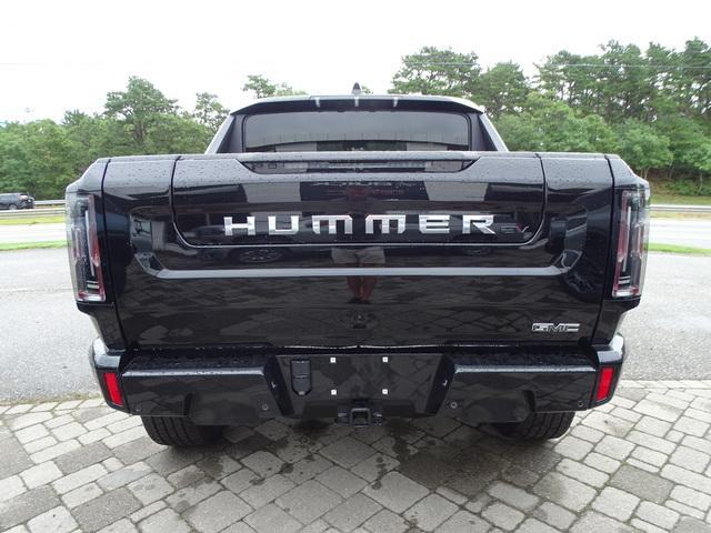 2024 GMC HUMMER EV Pickup Vehicle Photo in BOURNE, MA 02532-3918