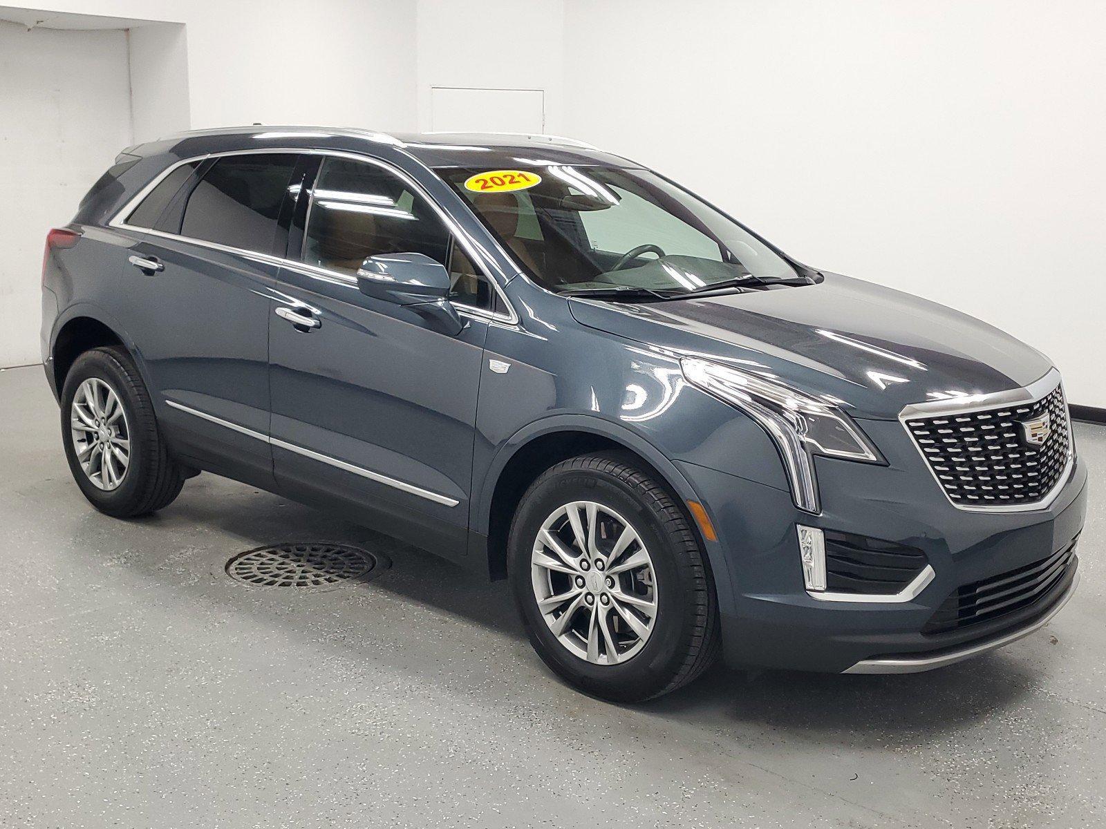 Certified 2021 Cadillac XT5 Premium Luxury with VIN 1GYKNDRS5MZ213690 for sale in Saginaw, MI