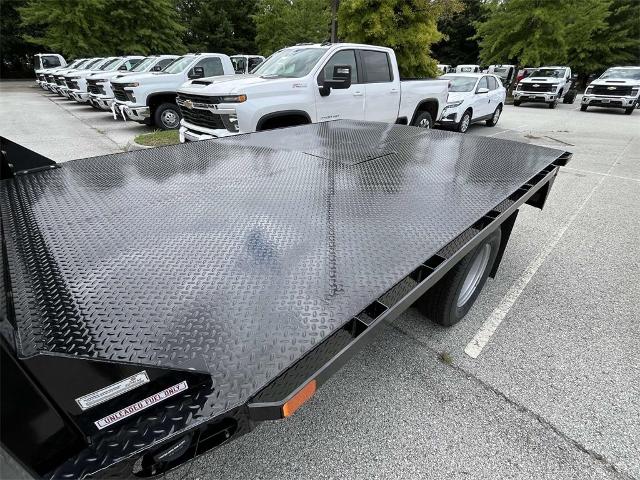 2023 Chevrolet Silverado 3500 HD Chassis Cab Vehicle Photo in ALCOA, TN 37701-3235