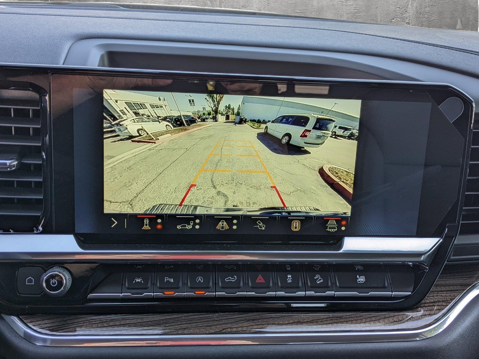 2024 Chevrolet Silverado 1500 Vehicle Photo in VALENCIA, CA 91355-1705