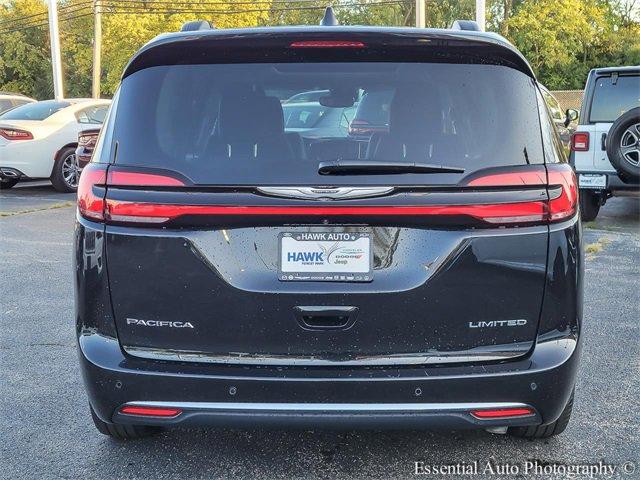 2023 Chrysler Pacifica Vehicle Photo in Plainfield, IL 60586